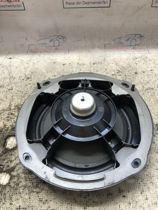 boxa stanga fata audi a3 8v 2015