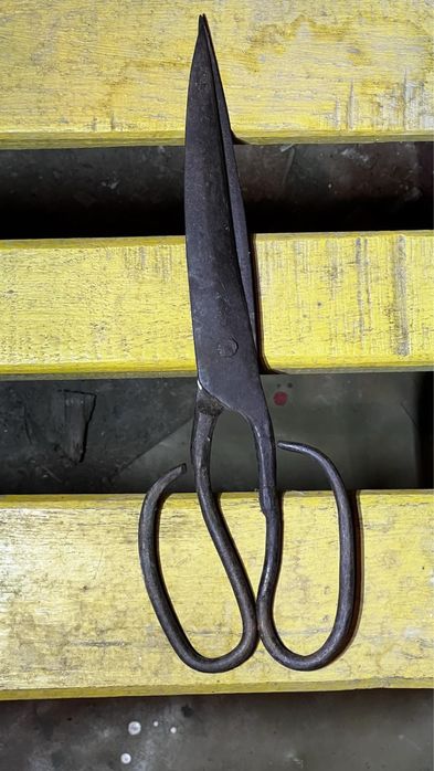 Антикварна  ножица