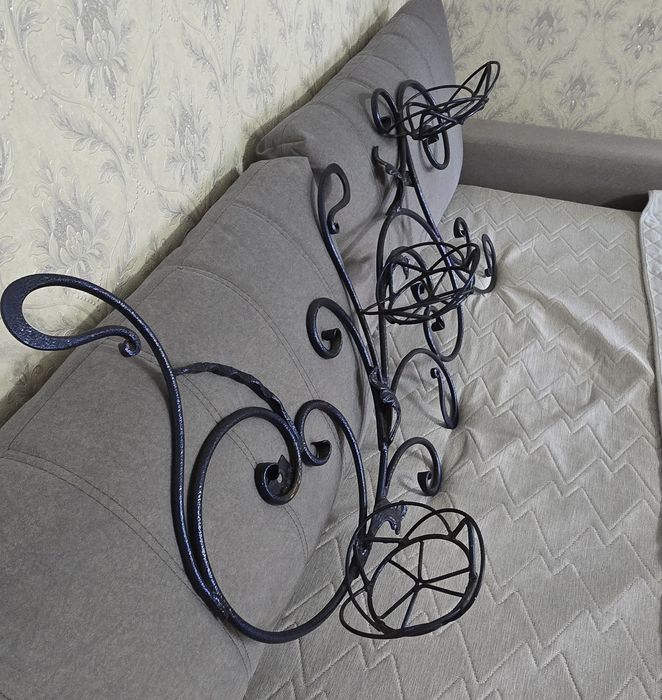 Продам подцветочницу