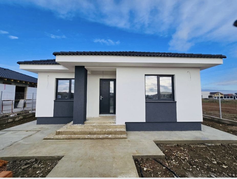 De vanzare casa la cheie cart  viena oradea.