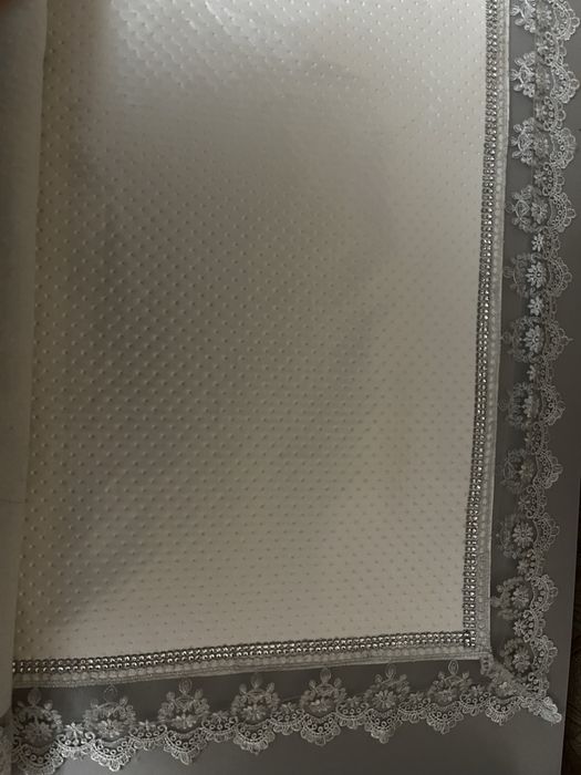 Продам скатерть ручной работы