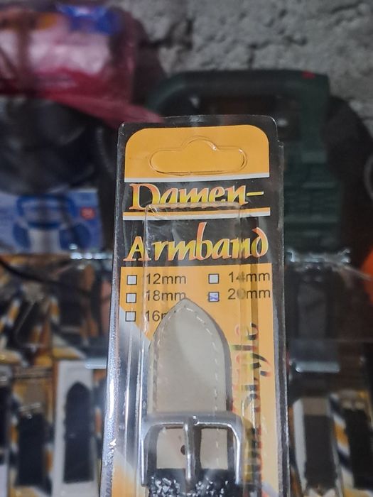 ПРОДАВАМ: Нови каишки за часовници (различни размери)
​Продавам чисто