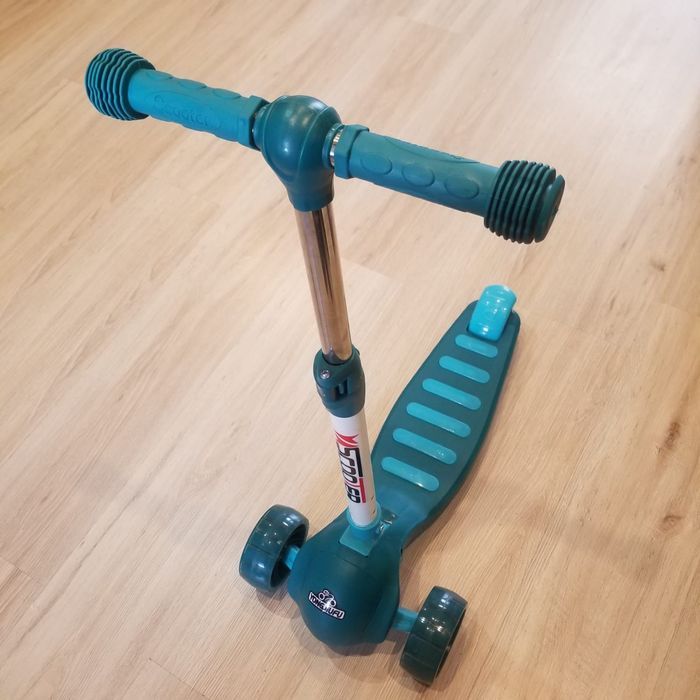 Продам самомокат