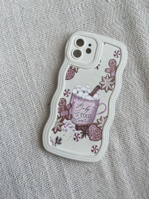 Калъфи за iphone 12