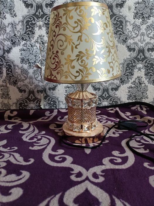 Светильник новый