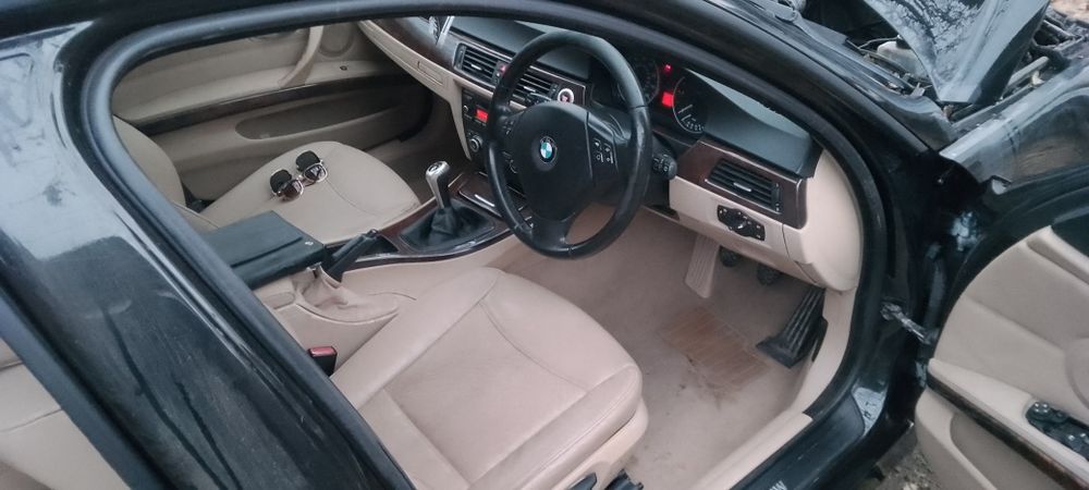 Продавам BMW E90  на части