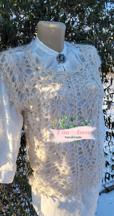 Vesta crosetata handmade