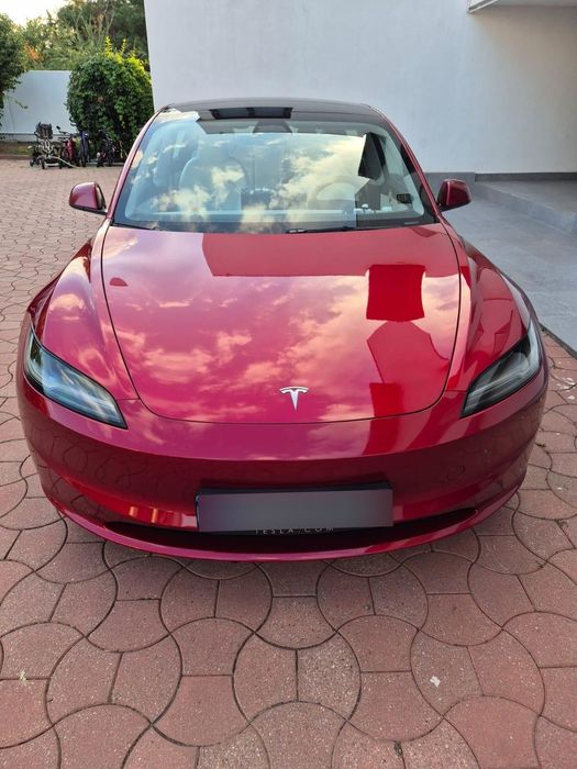 Tesla Model 3 1 proprietar / Autopilot / Configurație Performance