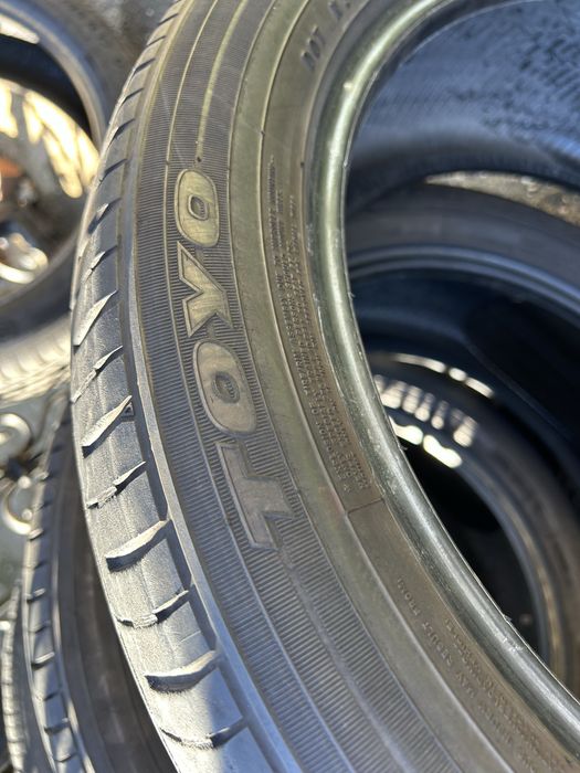 4 летни гуми toyo 215 50 18