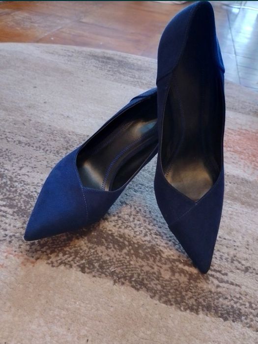 Pantofi piele BERSHKA