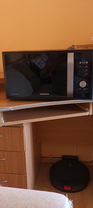 Cuptor microunde cu grill 800 Watts