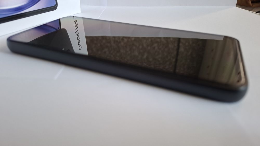 Samsung A54 5G   8gb/128gb