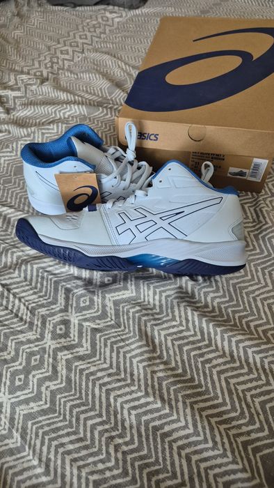 ЧИСТО НОВИ Asics Sky Elite FF MT 2  размер 43.5