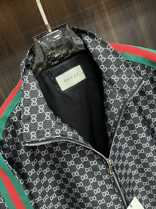 Geaca Gucci , calitate premium , pe comanda , noua , M