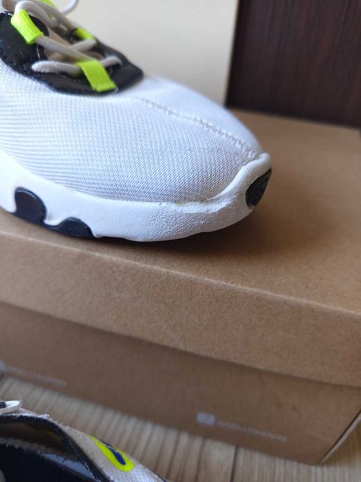 Дамски маратонки Nike Renew Element 55 Найк сникърси