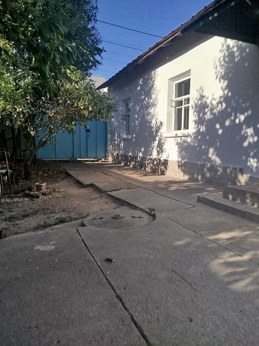 Продам дом в отличном районе