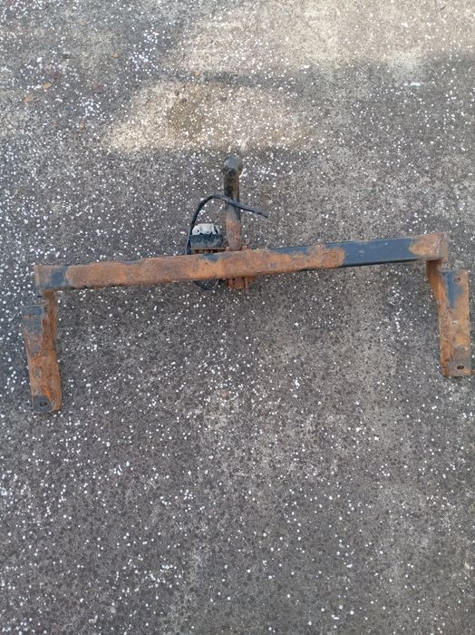 Теглич за опел Астра