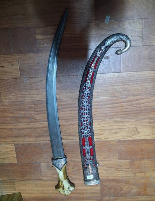 Антиквариат ножы кенжалы.