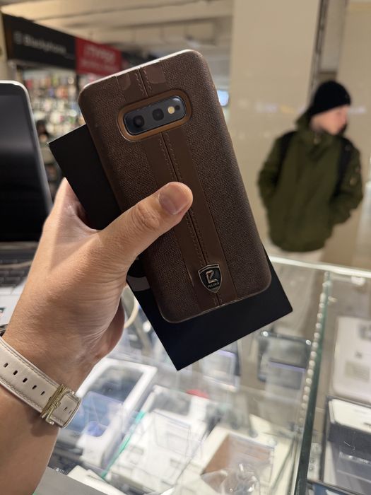 Samsung S10e 6/128 g