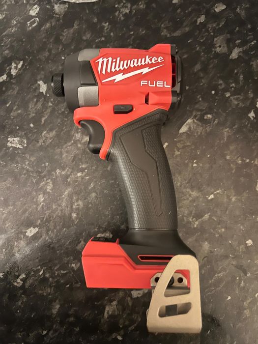 Milwaukee m18 fid3
