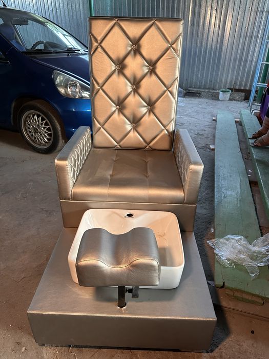 Педикурное кресло