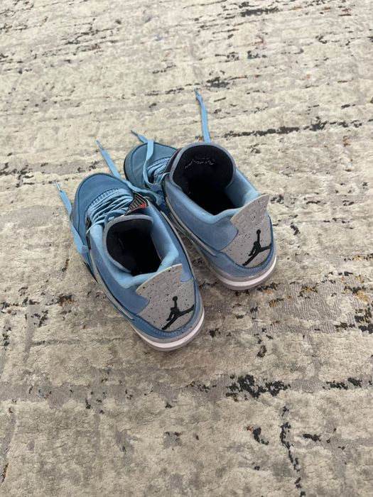 Jordan 4 university blue