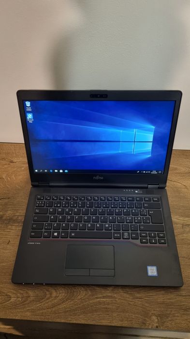 Laptop business Fujitsu Lifebook  U748 I5 7300U gen7 8GB SSD 256GB