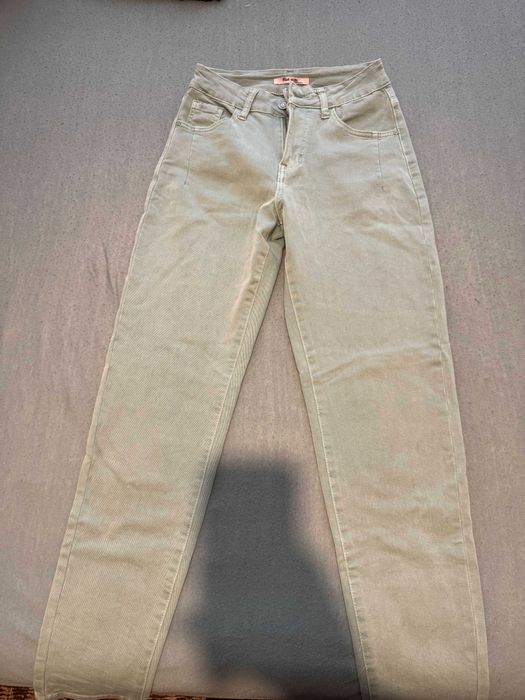 Дамски дънки - свободни