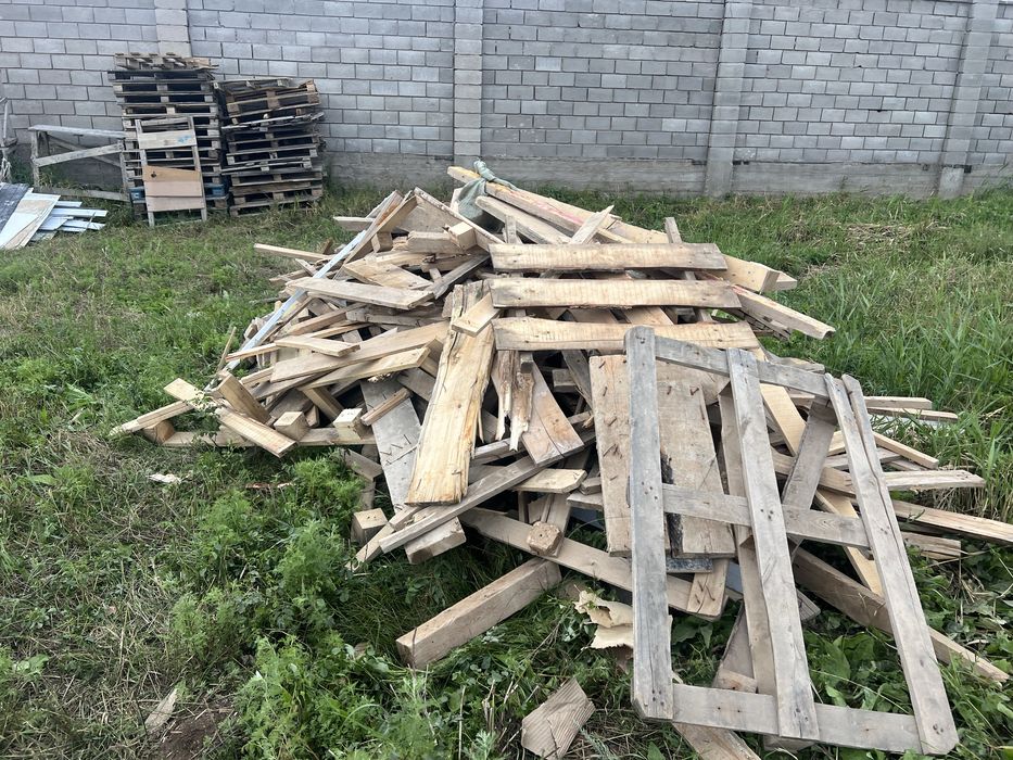 Дрова на зиму.