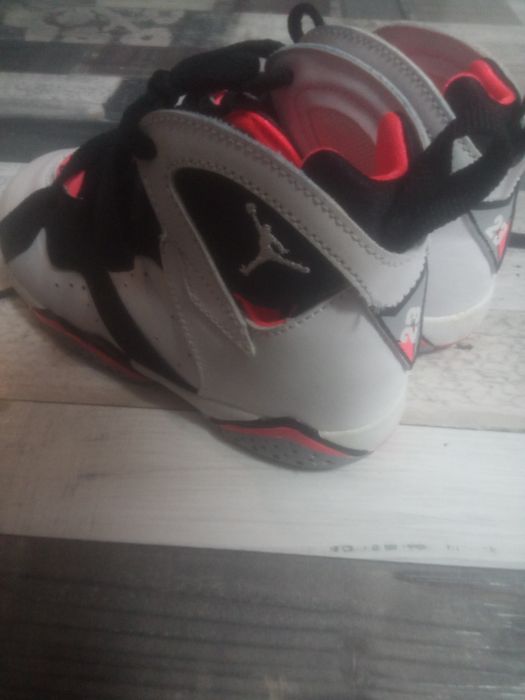 Детски маратонки Air Jordan Kids retro 26 номер 16,5см