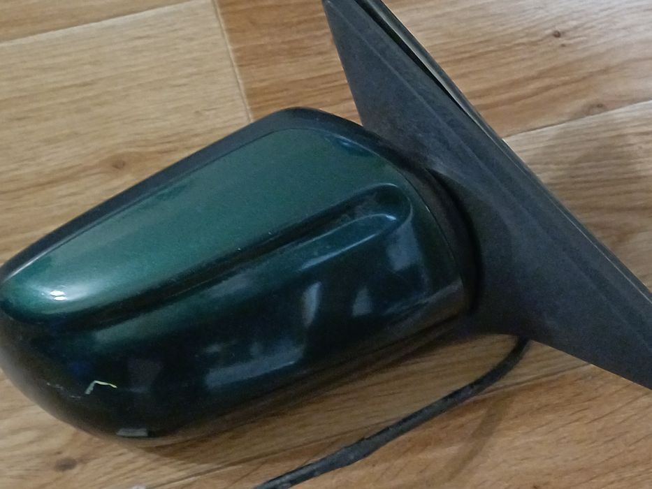 Продам запчасти на мазда 626 gf
