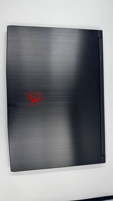 MSI GF63 RTX 4060 i7-12650