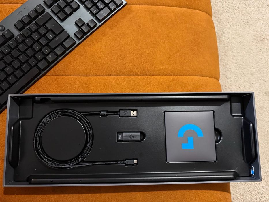 Tastatura gaming Logitech g915