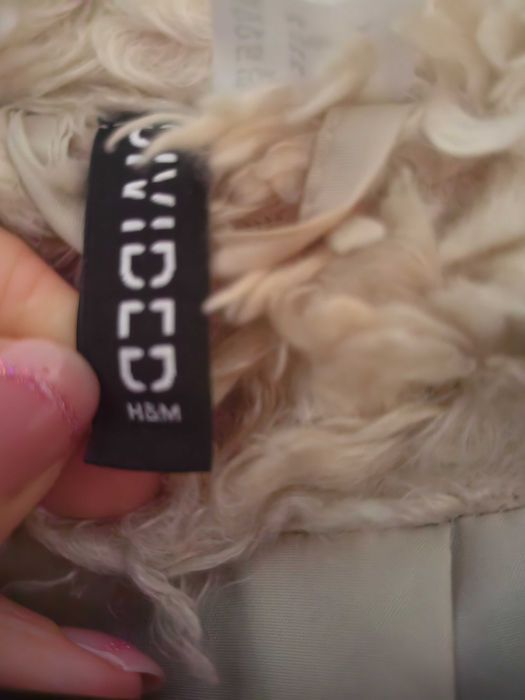Страхотно палтенце на H&M