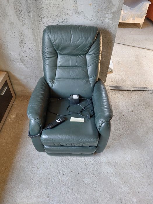 Mobila second-hand ca noua, in stare perfecta!