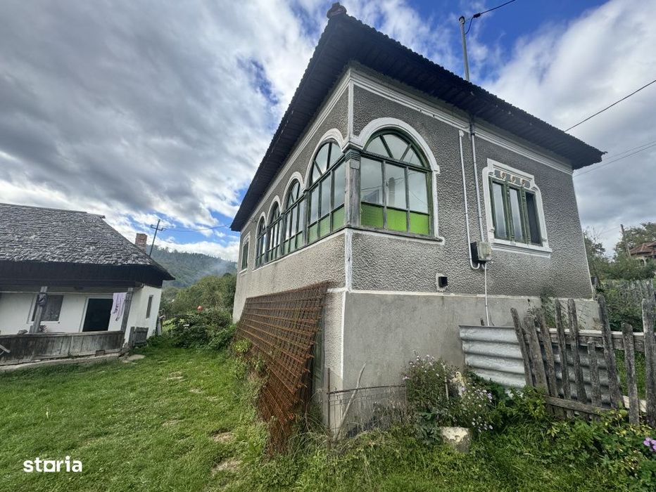 6.605 mp de natura pura – refugiu, afacere sau investitie in Candest