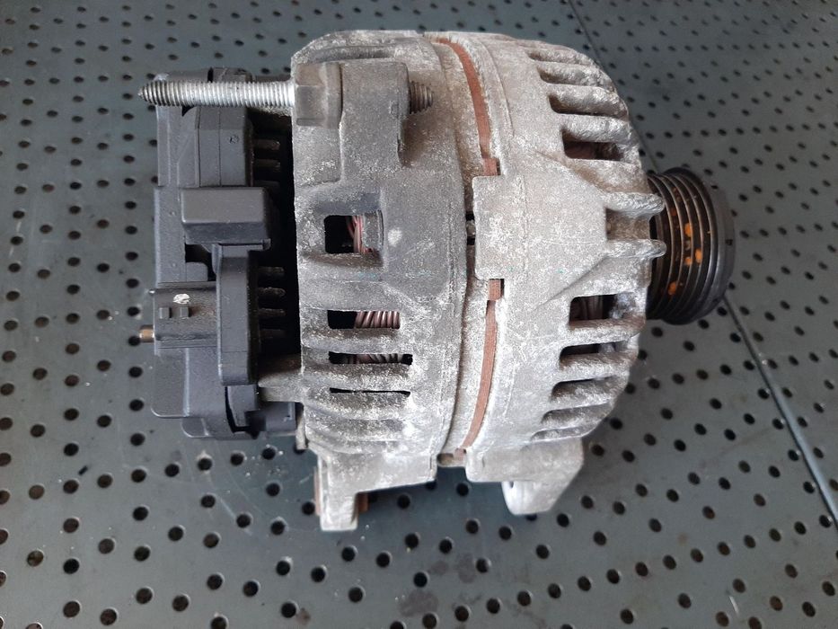 alternator renault modus 1 clio 3  1.5 dci   8200360480  0124425029