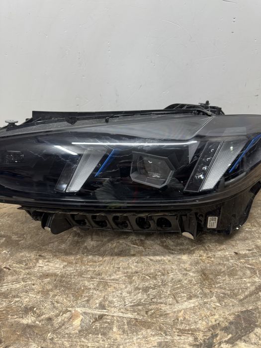 Far faruri bmw G22 G23 G26 M3 M4 LCI full led adaptiv shadow line 2023-2026
