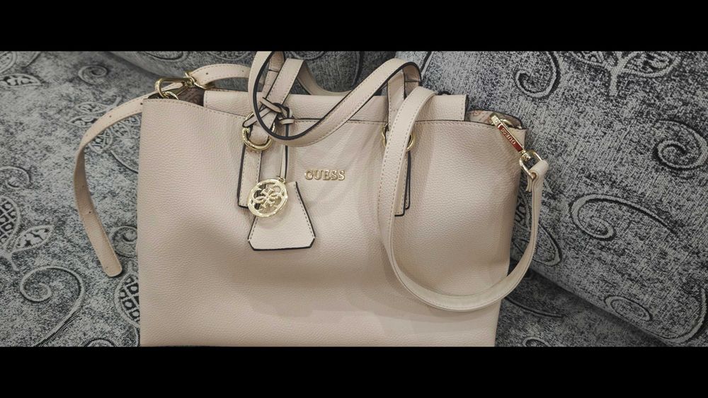 Оригинална "GUESS"