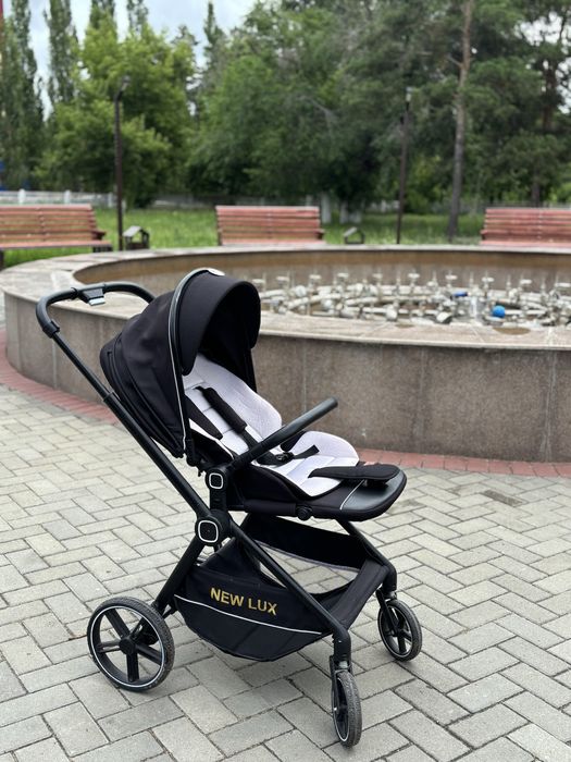 Коляска  прогулочная New Lux Z1