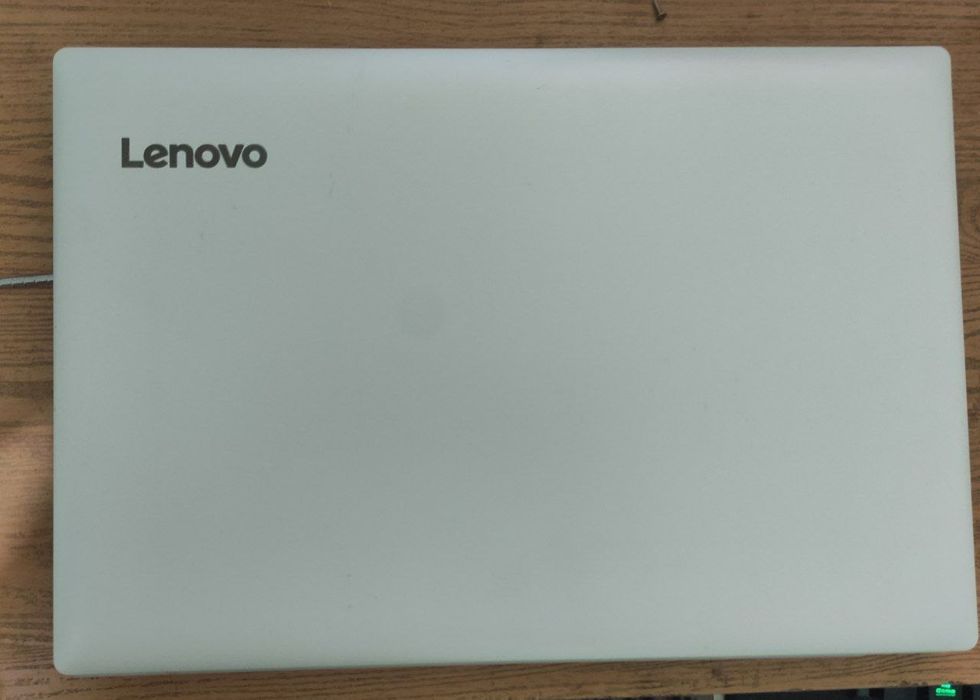 Noutbook Lenovo 4/500 +BONUS сумка новая серый