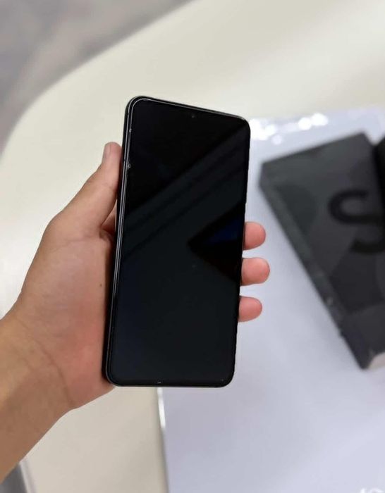 Samsung S22 идеале