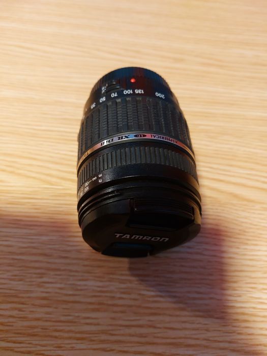 Obiectiv Tamron AF 18-200mm f/3.5-6.3 XR Di II LD Aspherical