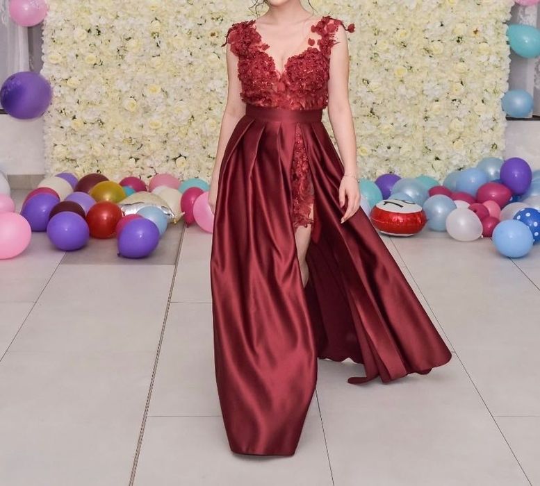 Rochie de eveniment purtată o singură dată
