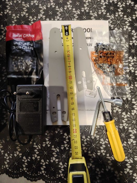 Мини верижен трион.