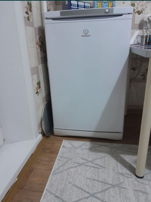 Морозильная камера, 3 секций и нижний выдвижной ящик