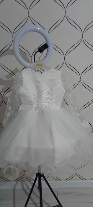 Ақ көйлек сатылады, белое платье.