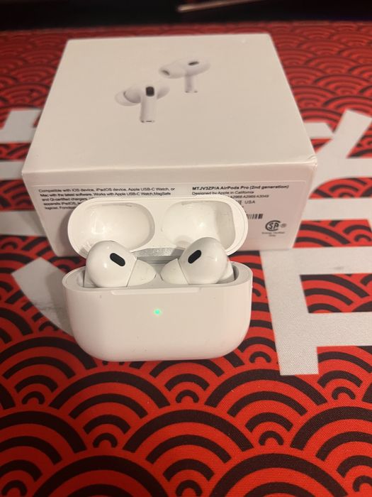 Vând AirPods pro (2nd generation)