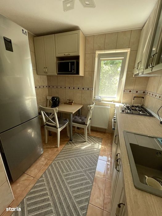 Apartament 3 camere complet mobilat (Ploiesti Vest)
