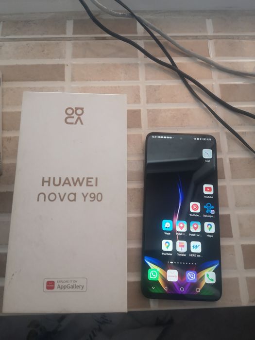HUAWEI nova Y90    128 gb
